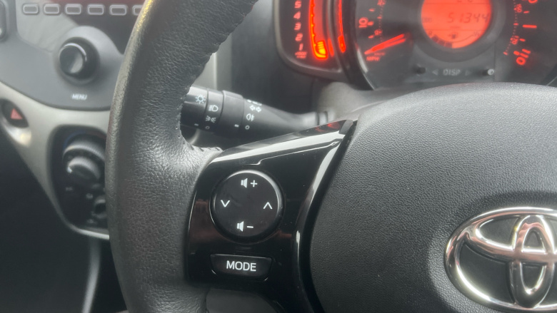 Toyota Aygo 1.0 VVT-i X-Play 5dr Petrol Hatchback